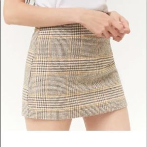 Plaid mini skirt
